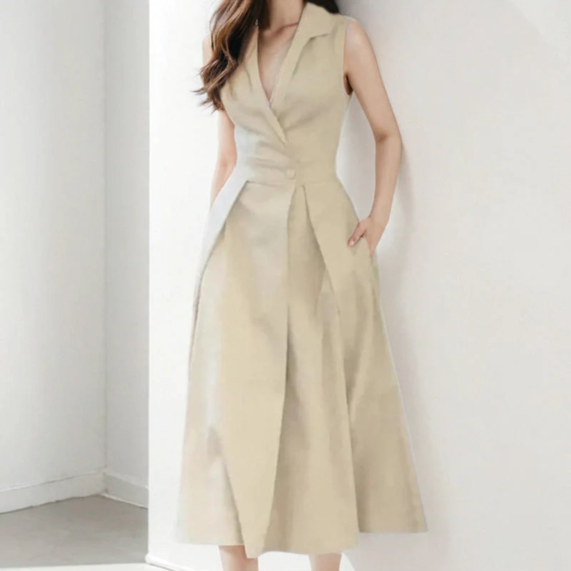 Women's midi dress – V-neck – Fitted bodice – Linen cotton mix – Sleeveless flared model - Image 6