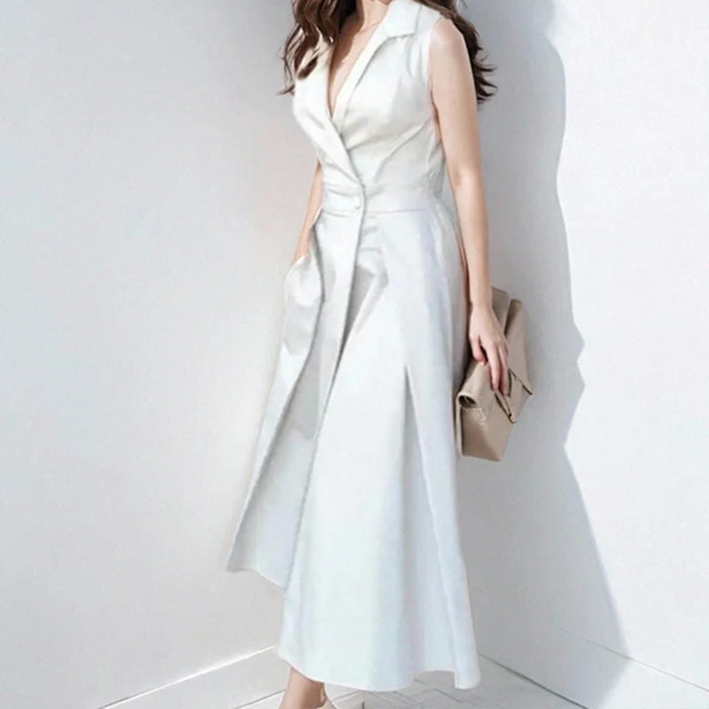 Women's midi dress – V-neck – Fitted bodice – Linen cotton mix – Sleeveless flared model - Image 7