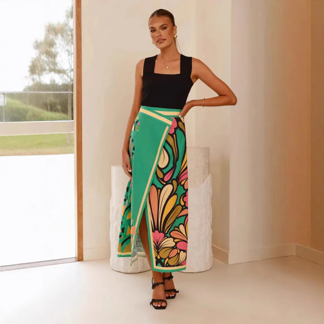 Women's midi-skirt – Slim fit – High waist – Front split – Abstract print – Airy fabric - Image 3