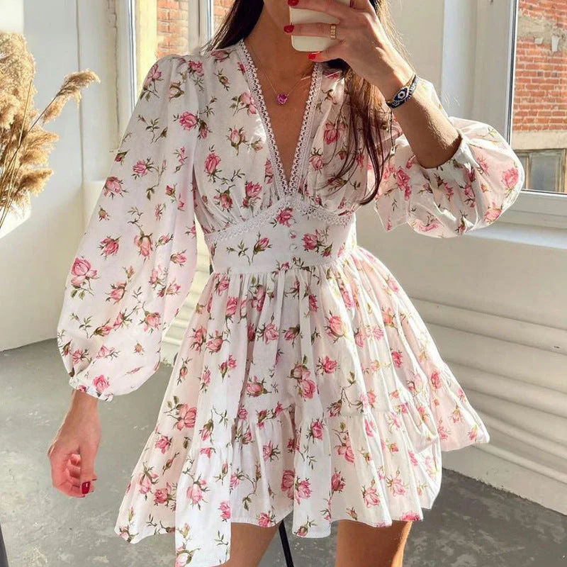 Women's mini dress – Fit and flare – V-neck lace accent – Puff sleeve – Floral print - Image 2