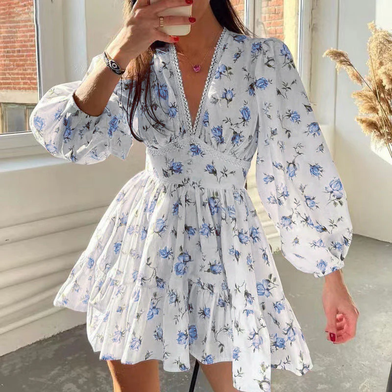 Women's mini dress – Fit and flare – V-neck lace accent – Puff sleeve – Floral print - Image 3