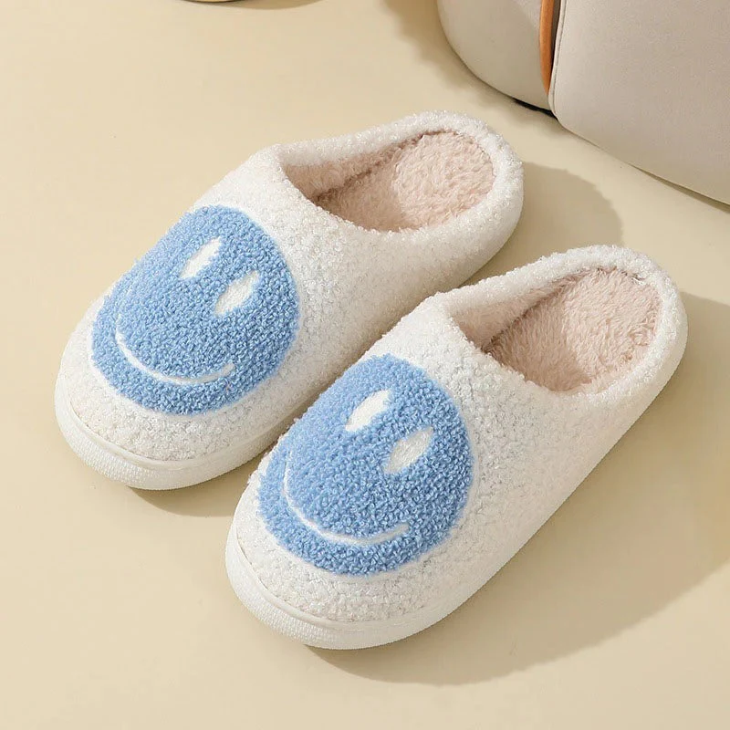 Women's Slippers – Fleece Exterior – Sherpa Lining – Comfortable Slip-On Model - Image 2
