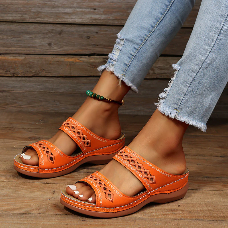 Ladies sandals β Slip-on comfort β Wide fit β Retro cut-out design β Stitched straps - Image 4