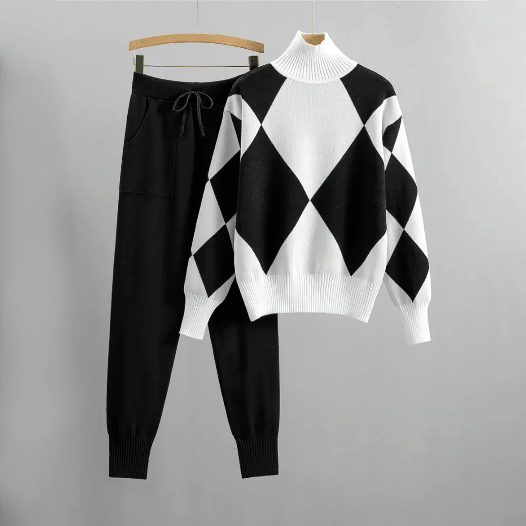 Ladies Set Sweater and Pants – Relaxed Fit – Knitted – Argyle Pattern – Ribbed Edges - Image 4