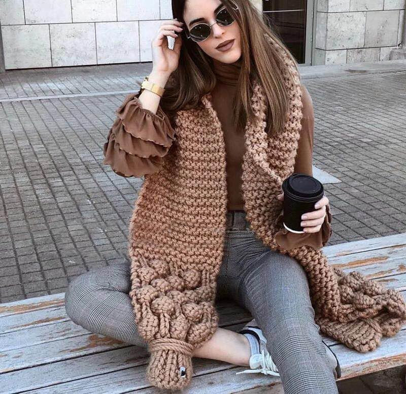 Women's Scarf – Oversized Knit – Wool Mix – Cable Pattern – Textured Look - Image 4