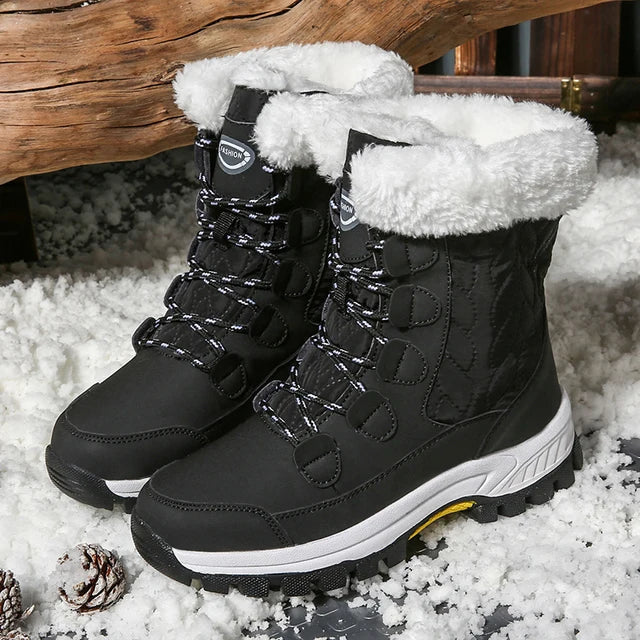 Women's Snowboots – Mid-Height – Padded – Faux Fur Trim – Lace-Up Grip Sole - Image 2