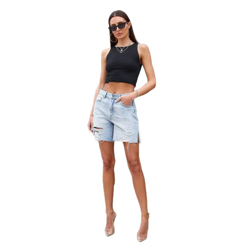 Women's denim shorts – Relaxed fit – Knee-length – Distressed with slits – Casual model - Image 4