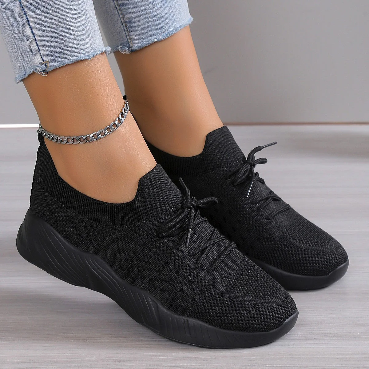 Women's sports shoes – Orthopedic – Breathable mesh – Lightweight – Soft sole - Image 2