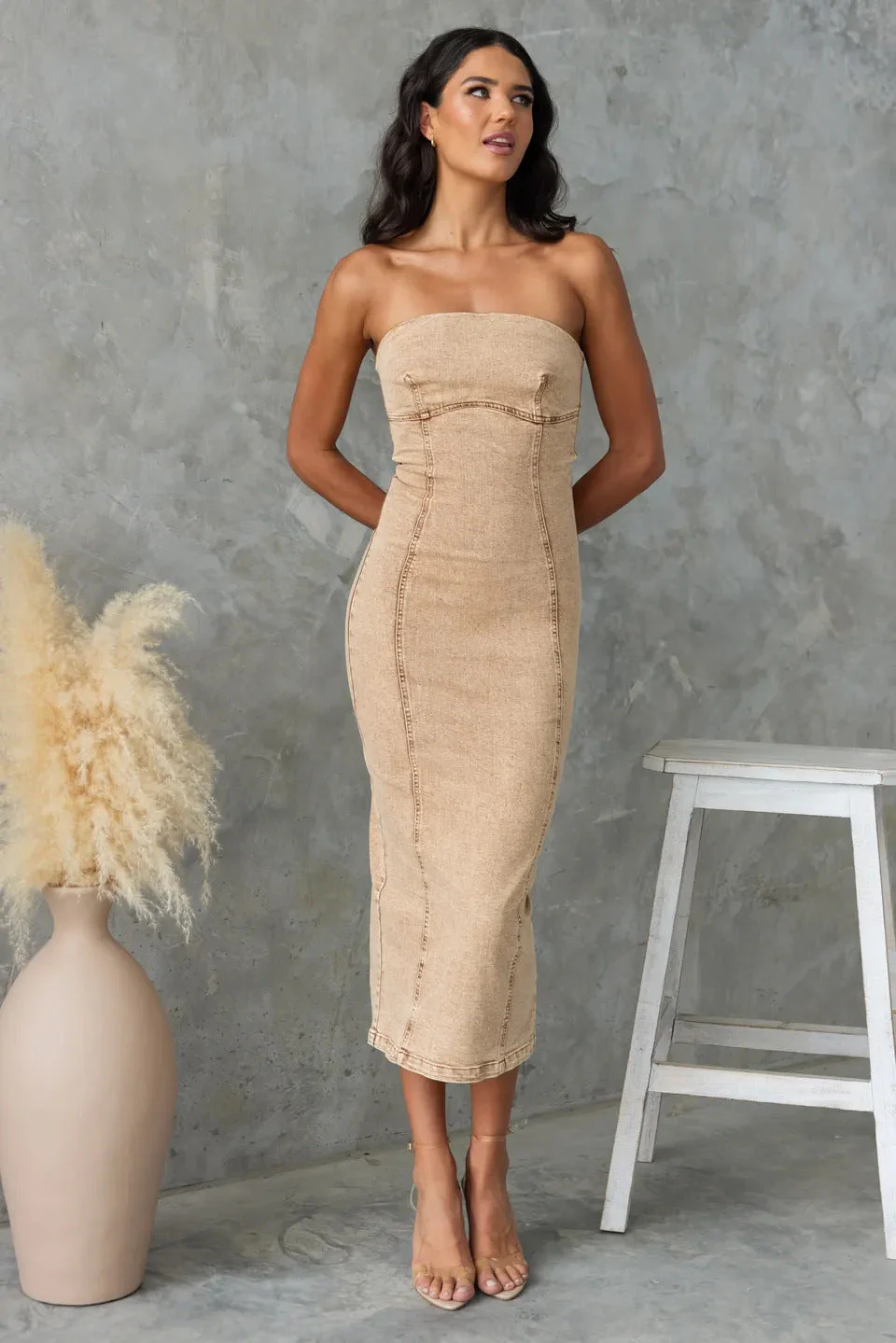 Ladies Strapless Denim Dress – Slim Fit – Midi Length – Fitted Model - Image 3