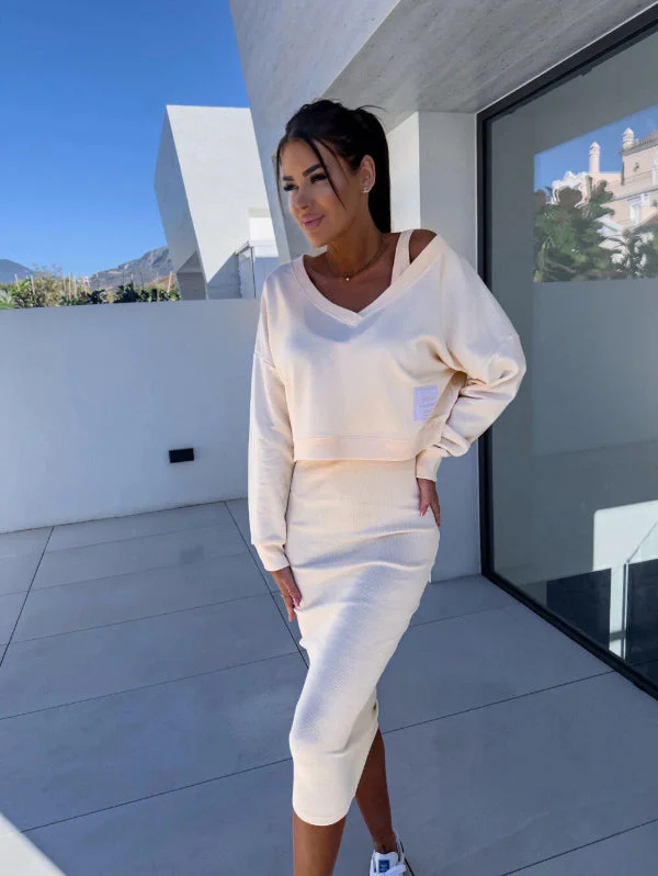 Women's Sweatshirt Dress Set – Slim Fit – Midi Length – V-Neck – Soft Cotton Blend - Image 4