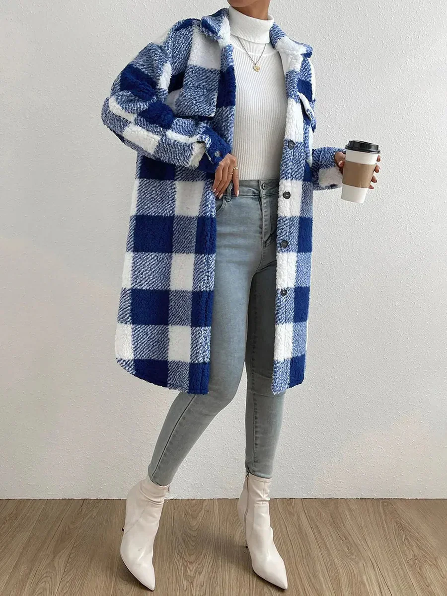Women's Teddy Coat – Oversized Fit – Checked Pattern – Mid-Length – Flap Pockets - Image 2