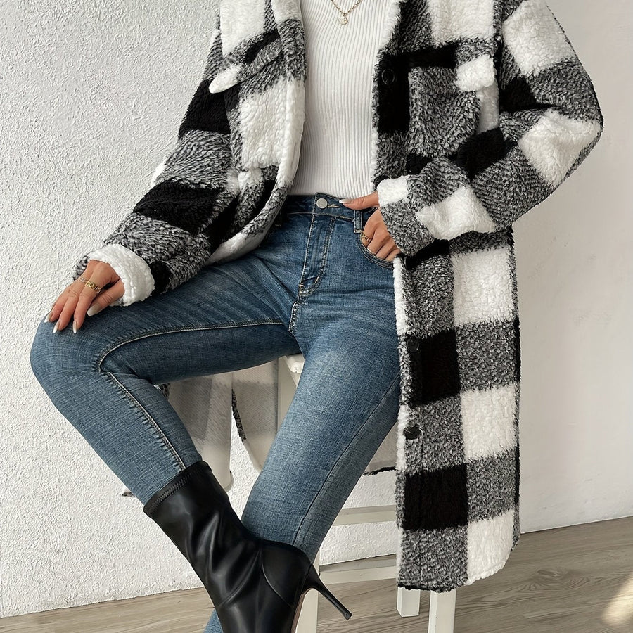 Women's Teddy Coat – Oversized Fit – Checked Pattern – Mid-Length – Flap Pockets - Image 3