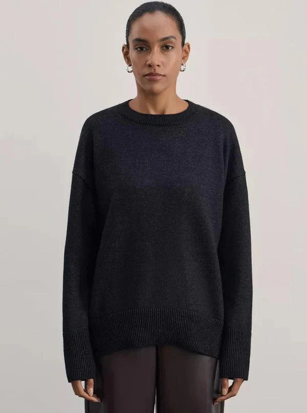 Ladies Sweater – Relaxed Fit – Soft Knit – High Neck – Long Sleeves Casual Model - Image 6