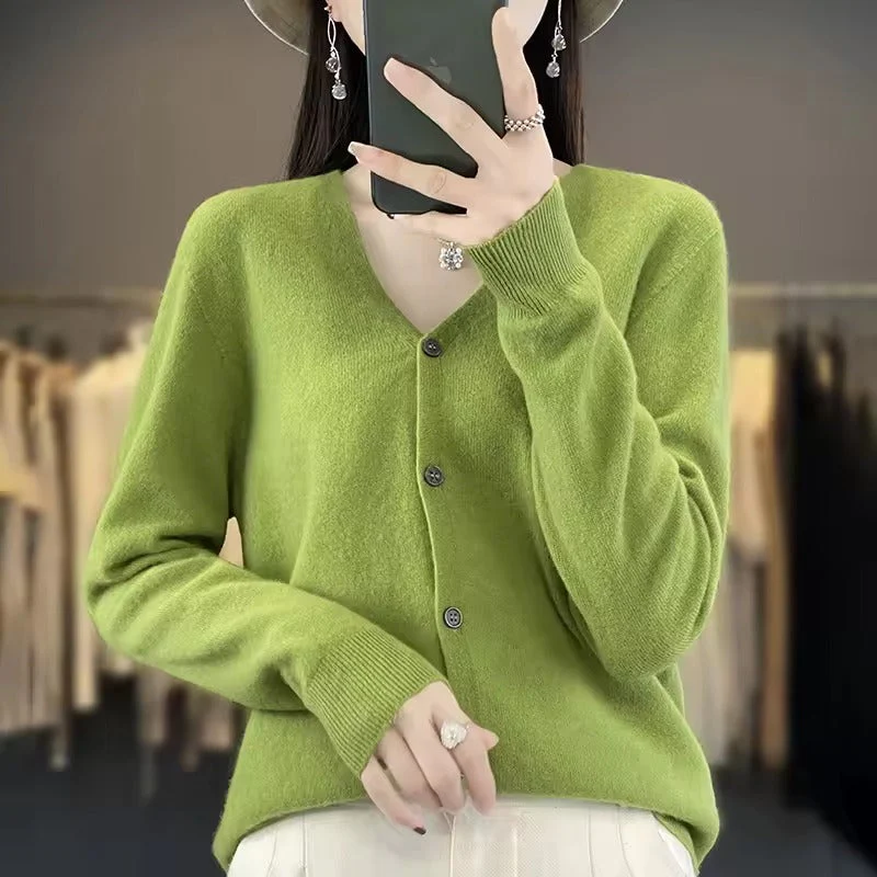 Women's Sweater – Wool Blend – V-Neck – Relaxed Fit – Button Closure – Long Sleeves - Image 3