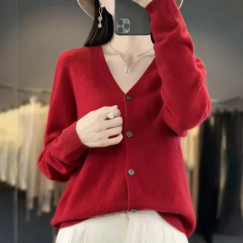 Women's Sweater – Wool Blend – V-Neck – Relaxed Fit – Button Closure – Long Sleeves - Image 4