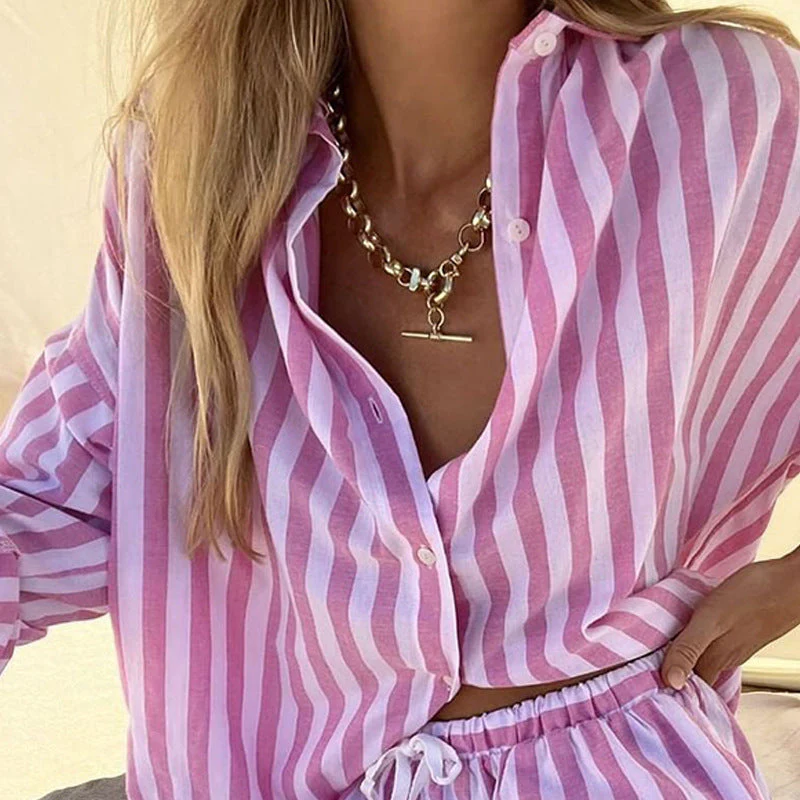 Women's Two-Piece Set – Loose-Fitting Shirt and Shorts – Breathable Striped Print - Image 4