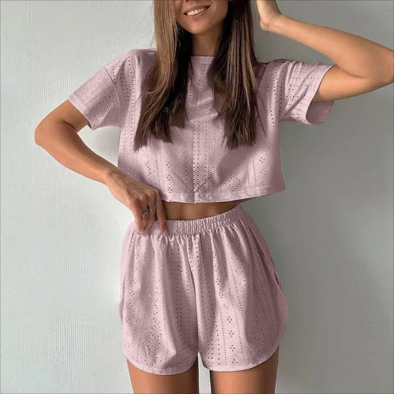 Ladies Two-Piece Set – Relaxed Fit – Breathable Design – Crop Top and Shorts - Image 4