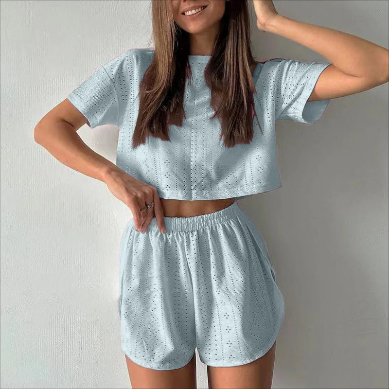 Ladies Two-Piece Set – Relaxed Fit – Breathable Design – Crop Top and Shorts - Image 7