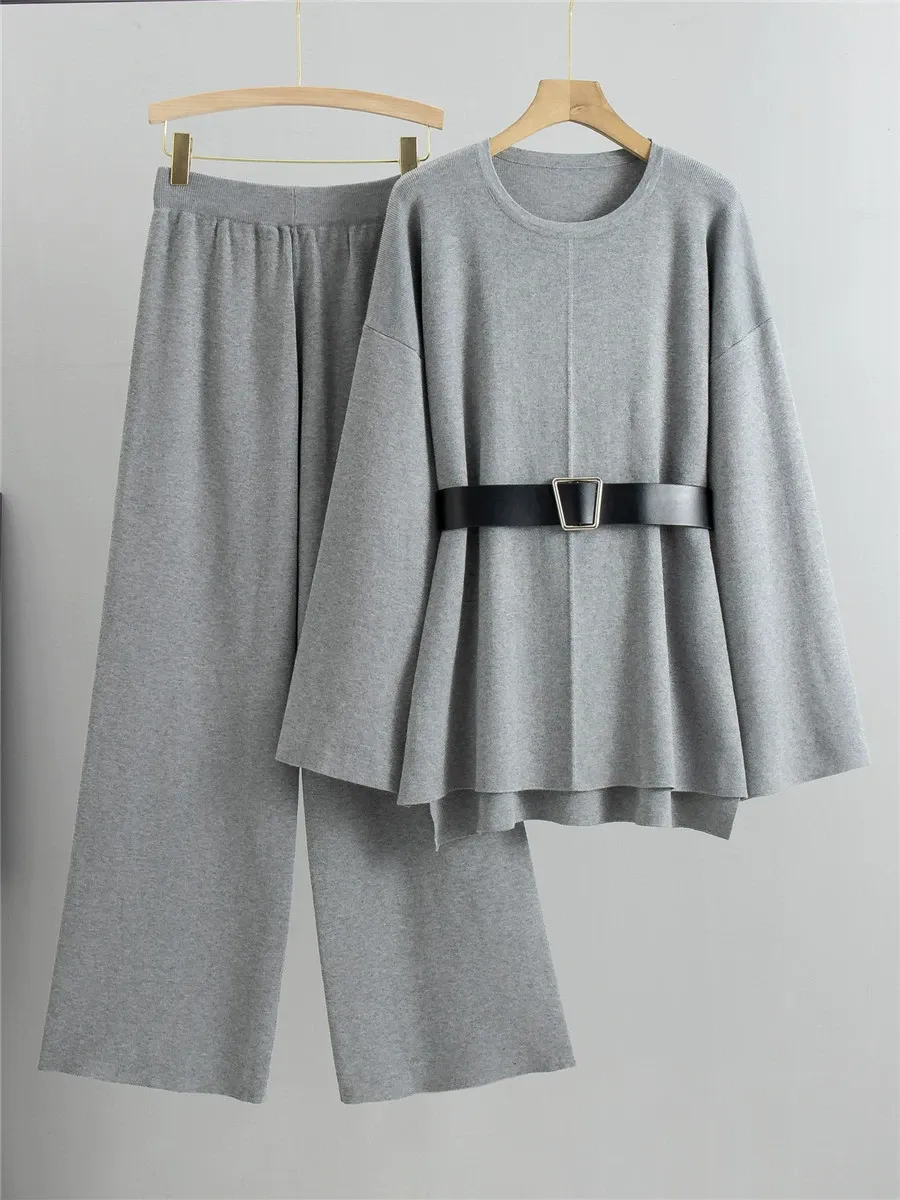 Women's Two-Piece Set – Knitted Sweater with Wide Sleeves – High Waist Pants – Comfort Fit - Image 4