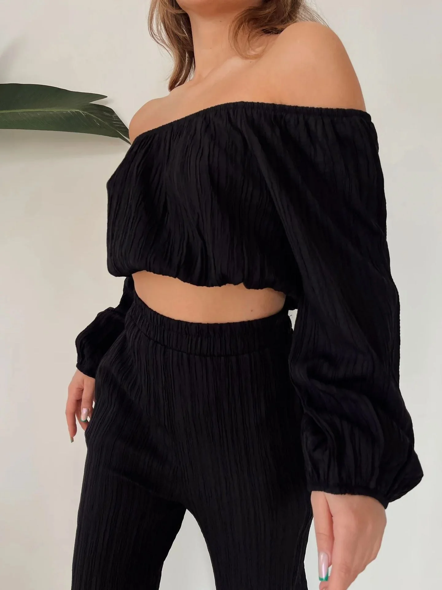 Ladies Two-Piece Set – Offshoulder Crop Top – Wide High Waist Pants – Airy Fabric - Image 10