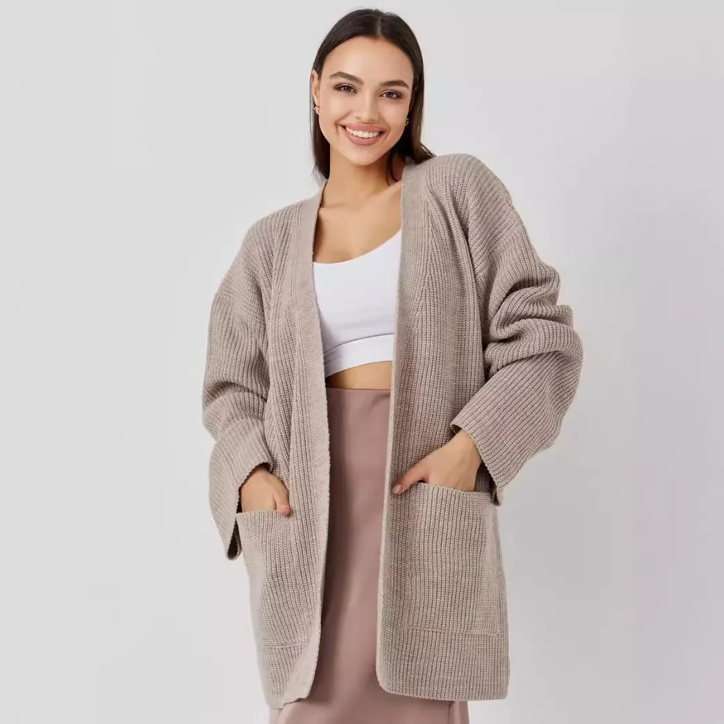 Women's Cardigan – Oversized Fit – Knitted Wool – Long Length with Pockets - Image 4