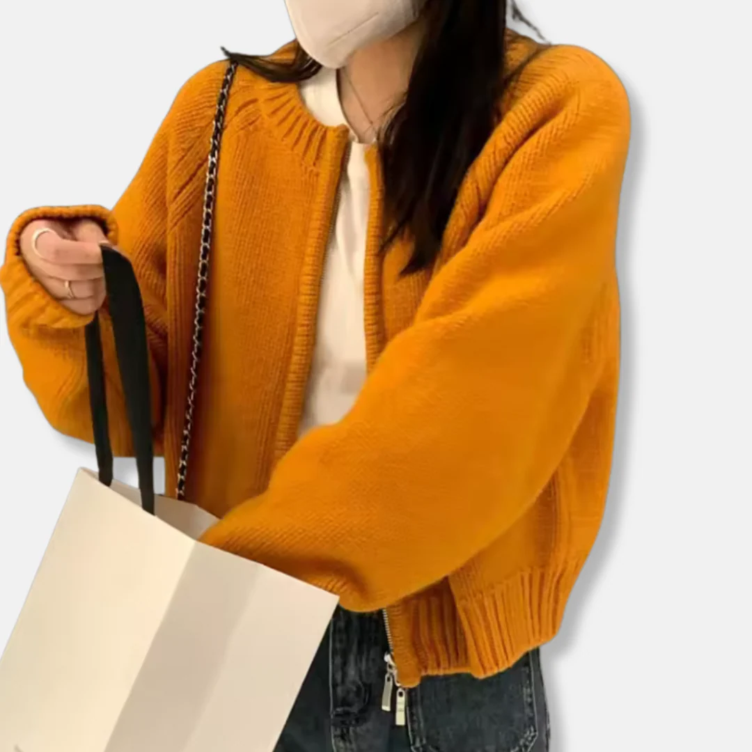 Women's Cardigan – Knitted Wool – Relaxed Fit – Cropped – Long Sleeves – Round Neckline - Image 2