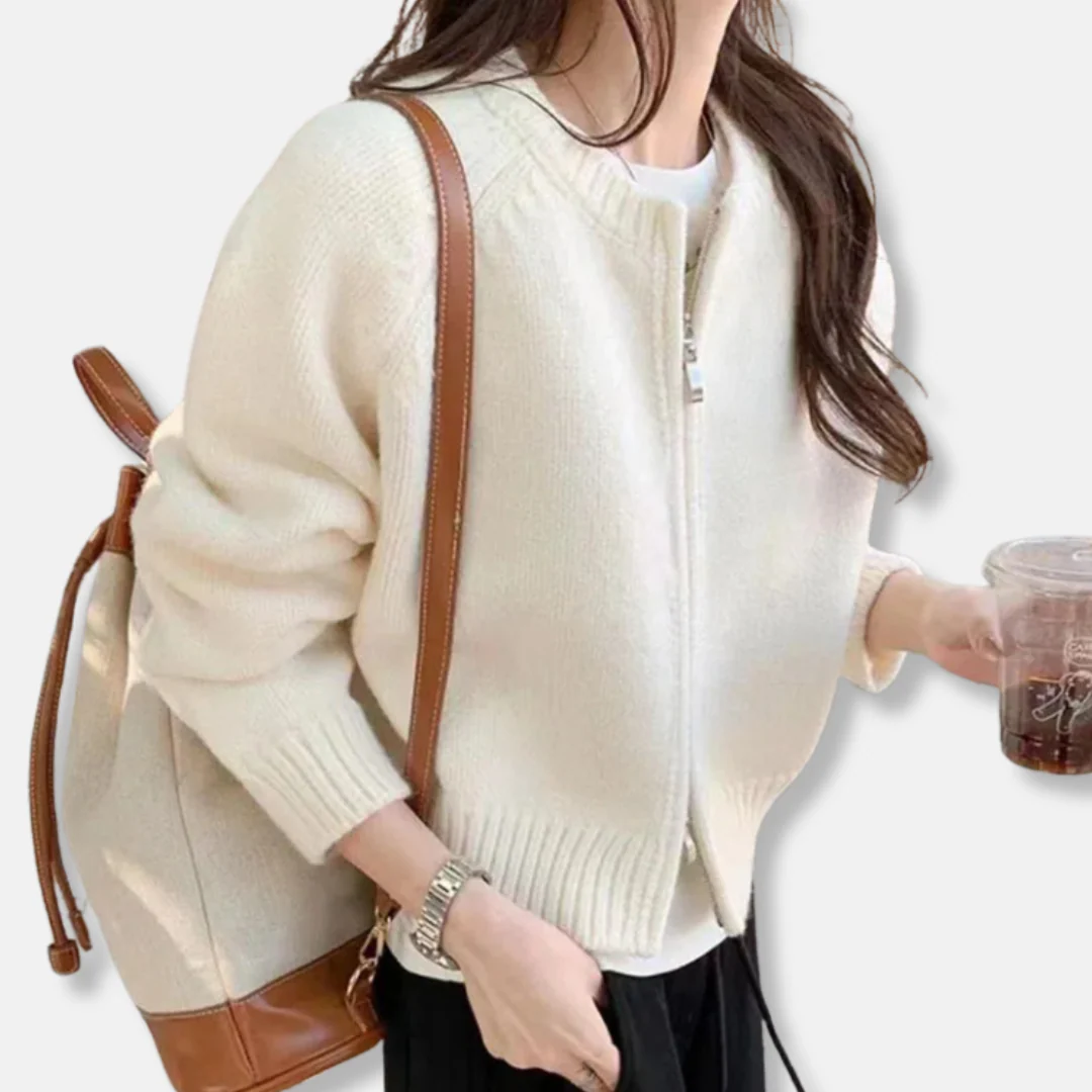 Women's Cardigan – Knitted Wool – Relaxed Fit – Cropped – Long Sleeves – Round Neckline - Image 6