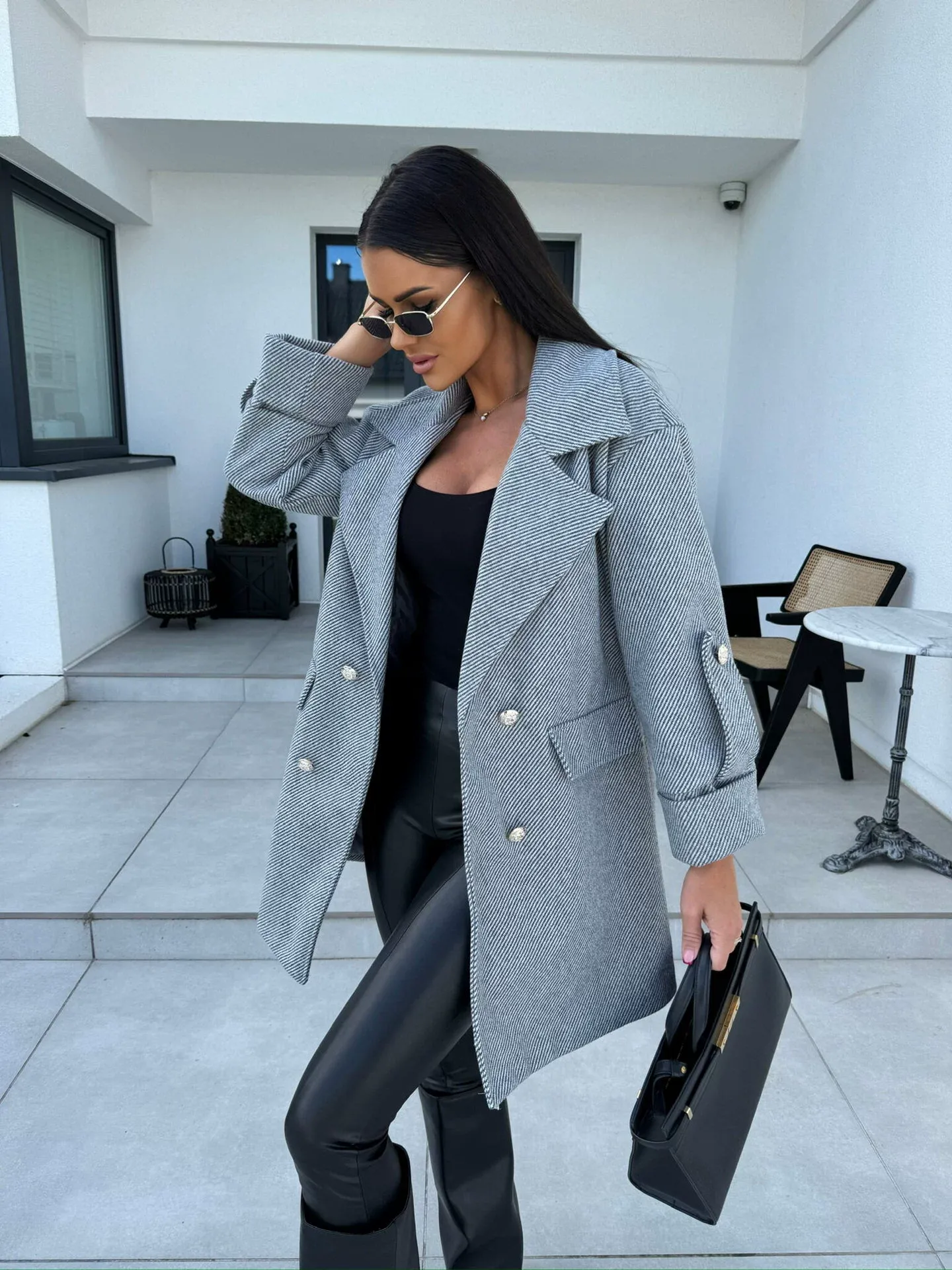 Women's Wool Coat – H-Line Fit – Blazer Collar – Double-Breasted – Knee-Length - Image 2