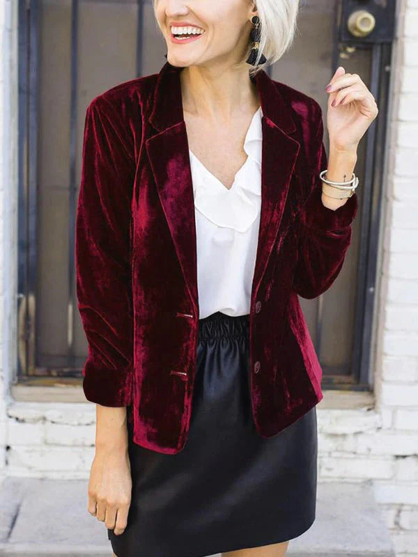 Women's Blazer – Velvet – Fitted Model – Pointed Collar – Single-Breasted Closure - Image 2