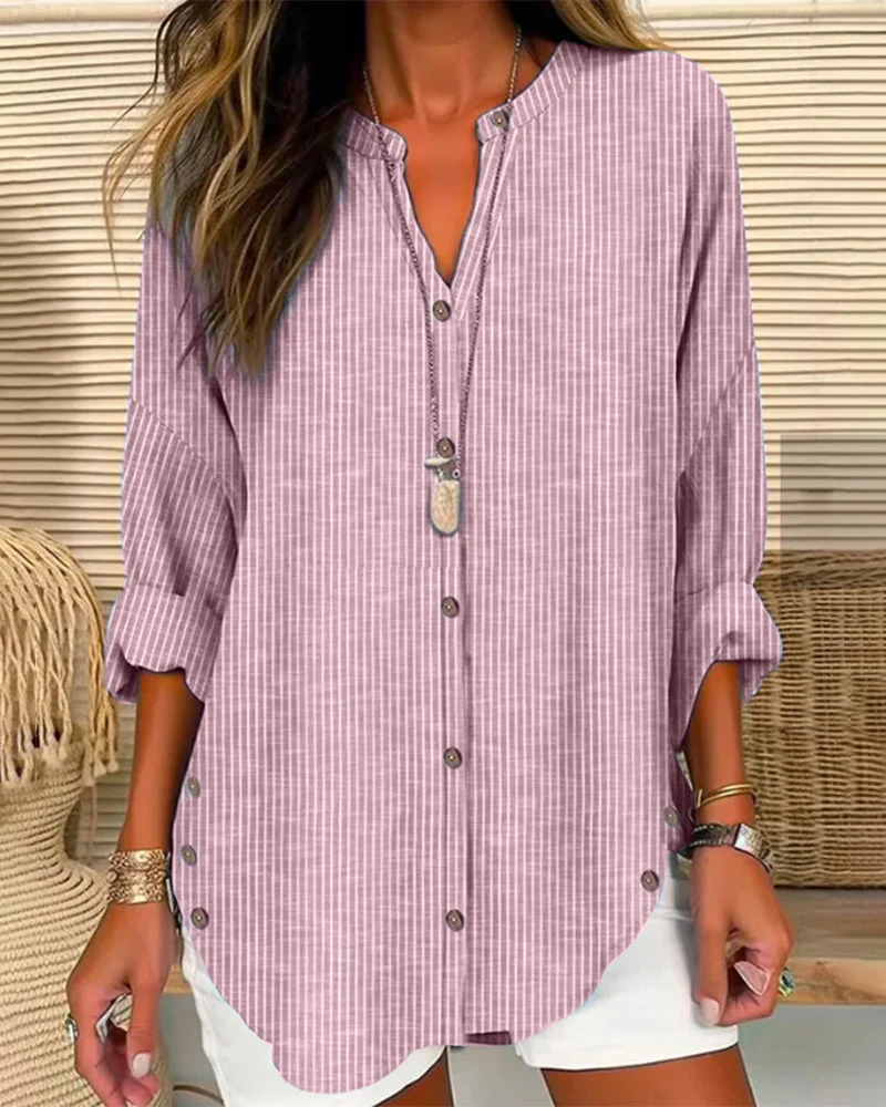 Women's blouse – Relaxed Fit – Striped – V-neck with buttons – Breathable material - Image 2