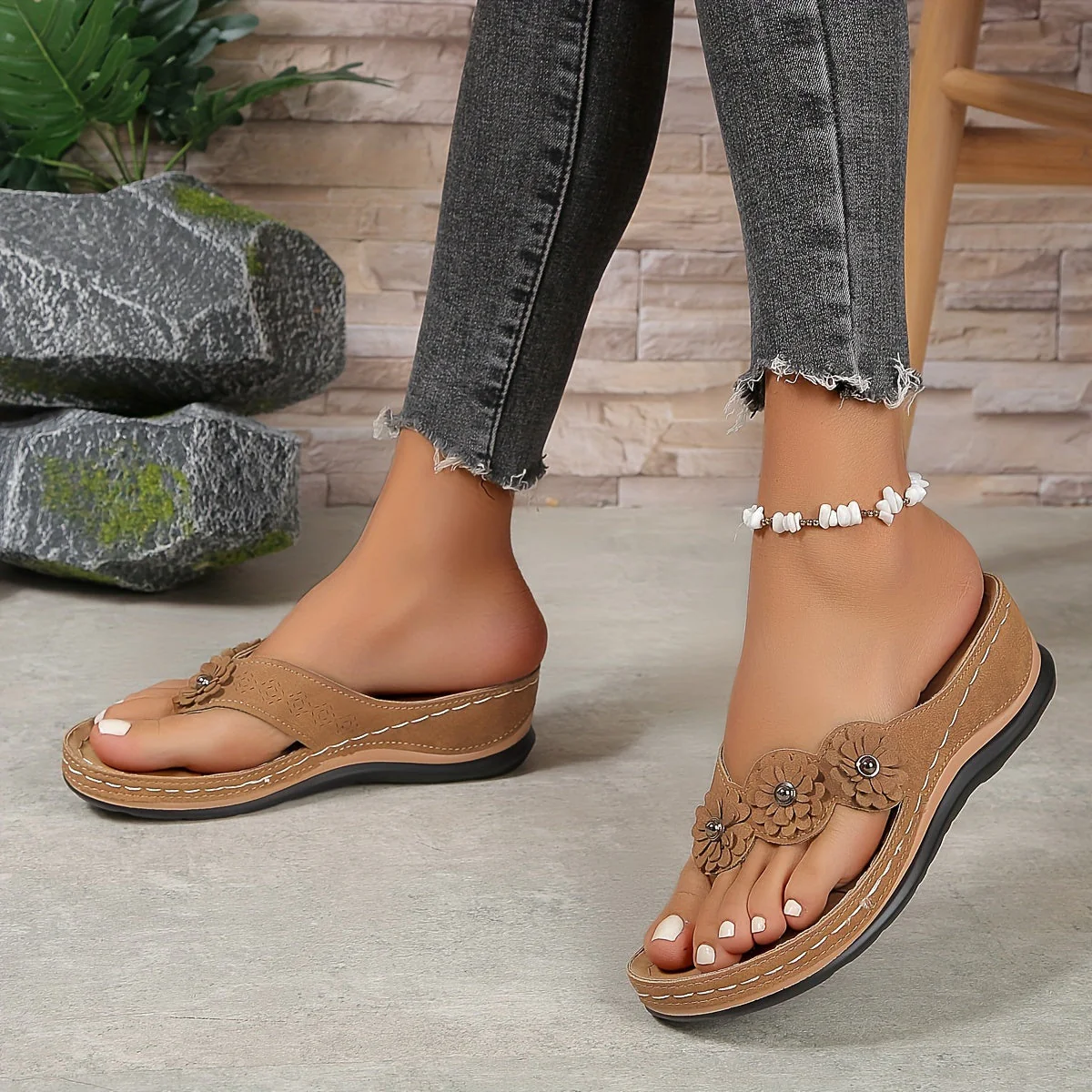 Ladies Sandals - Image 3