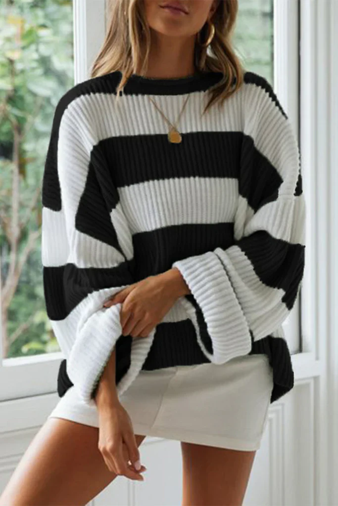 Women's Sweater – Oversized Fit – Ribbed Knit – Long Sleeves – Crewneck Casual Style - Image 3