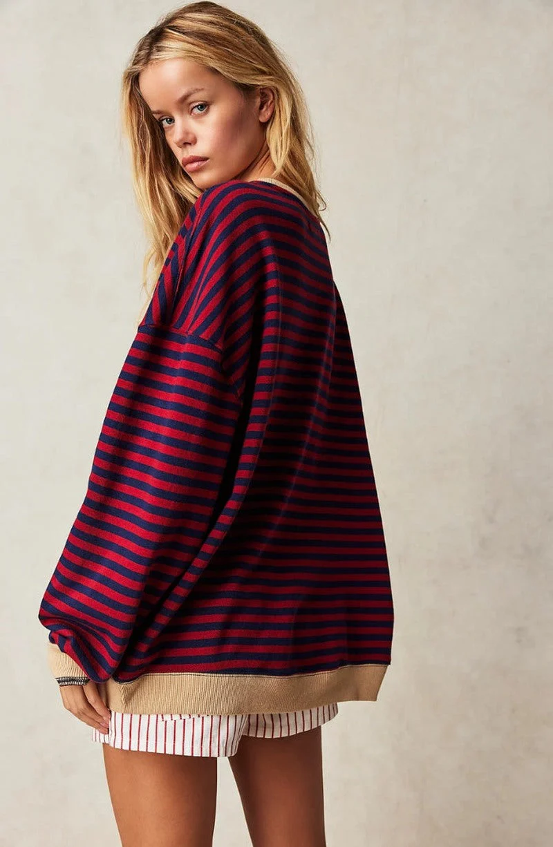 Striped sweater for a modern look - Image 8