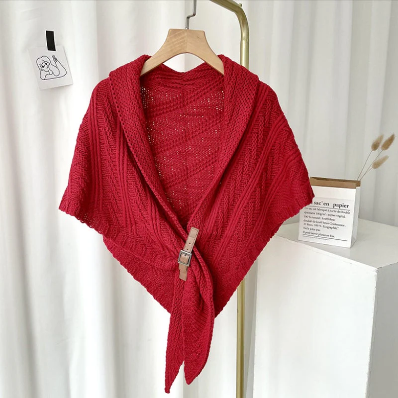 Triangle Knitted Scarf with Buckle - Image 13
