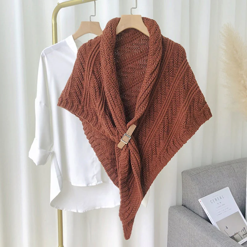 Triangle Knitted Scarf with Buckle - Image 19