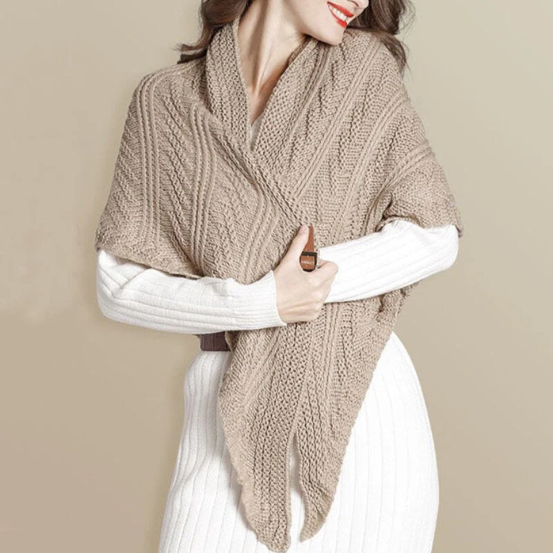 Triangle Knitted Scarf with Buckle - Image 8