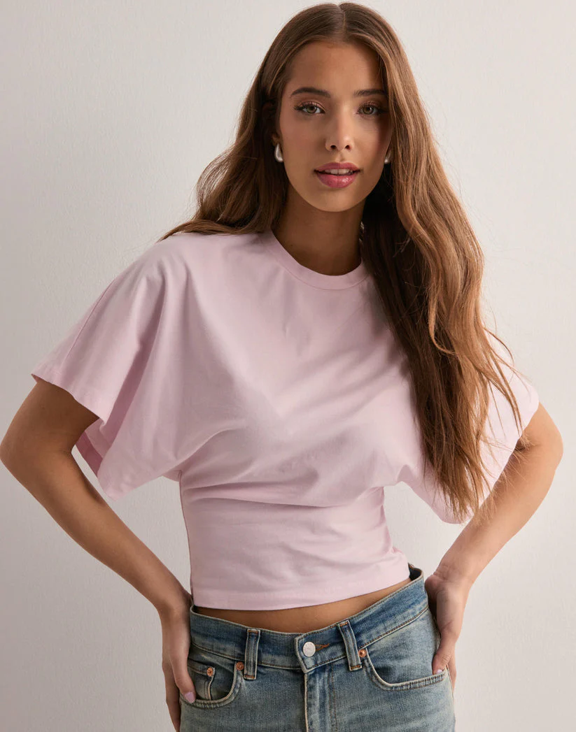 Women's Cropped T-shirt – Relaxed Fit – Wide Sleeves – Breathable Comfortable Design - Image 3