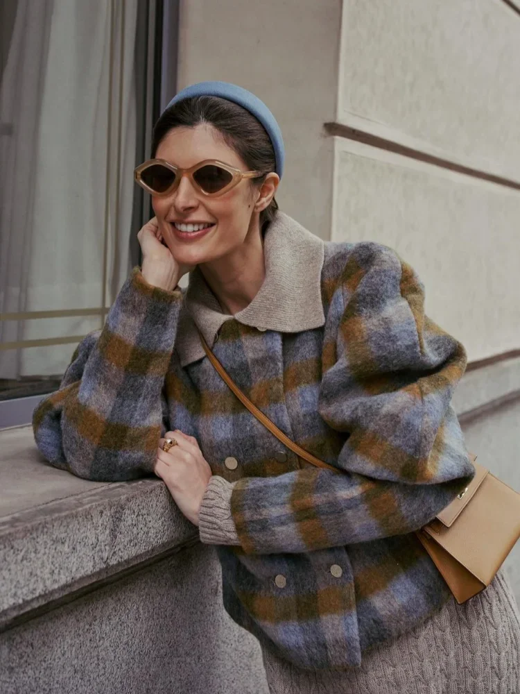 Women's Vintage Plaid Coat | Round Neck Coat - Image 5