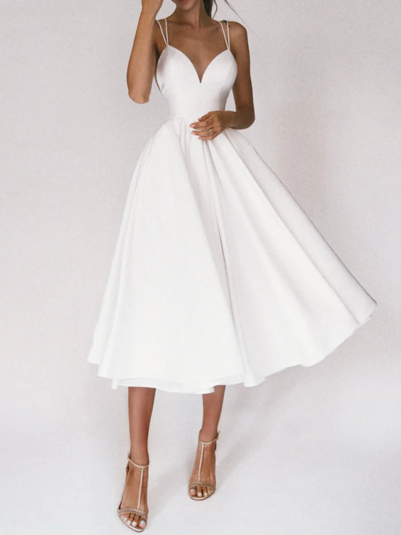 Elegant Evening Dress with A-Line Skirt - Image 4