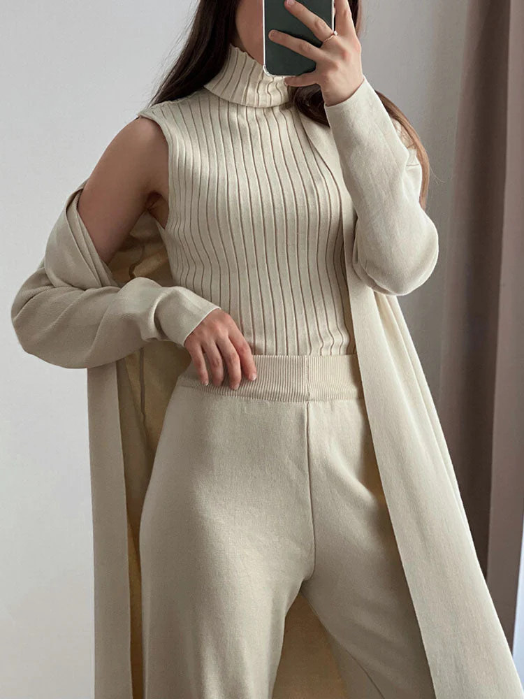Elegant Loungewear Set for Women - Image 3