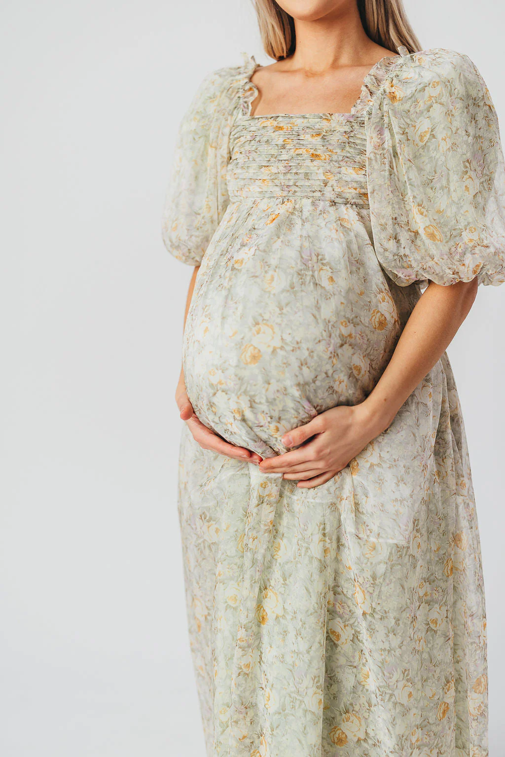 Eliza | Elegant Maxi-Dress for Babyshower or Photoshoot - Image 32