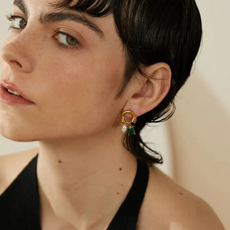 Esmeralda | Geometric Emerald Earrings with Pearl Detail - Image 4