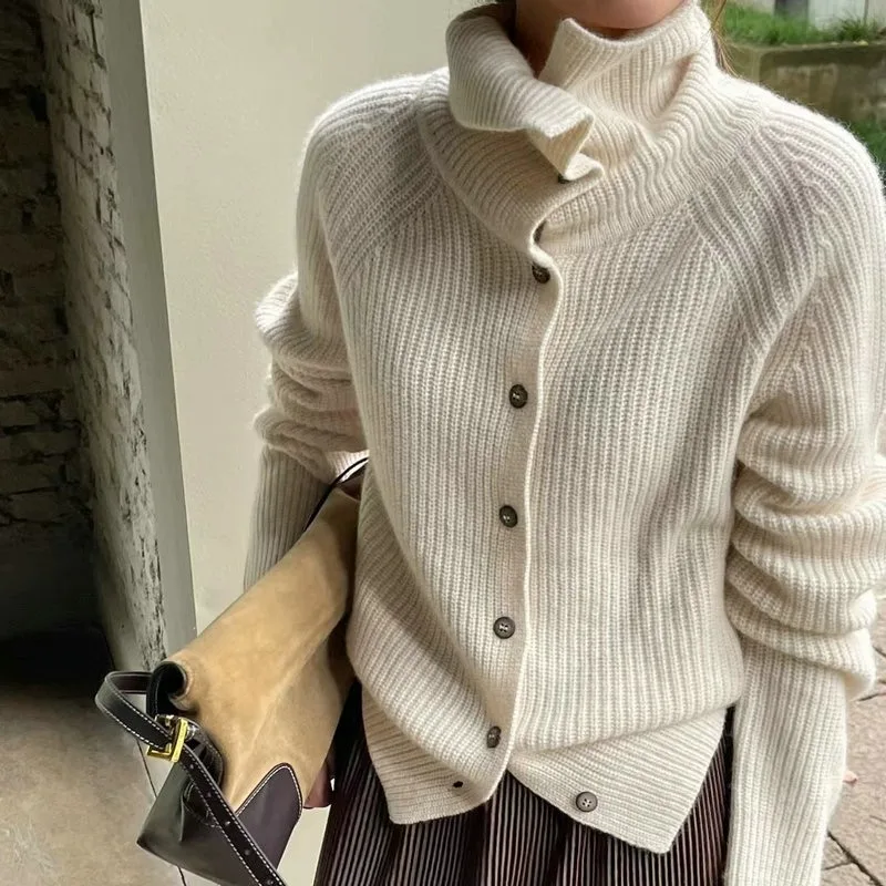 Evy | Classic Turtleneck Sweater For Women - Image 3