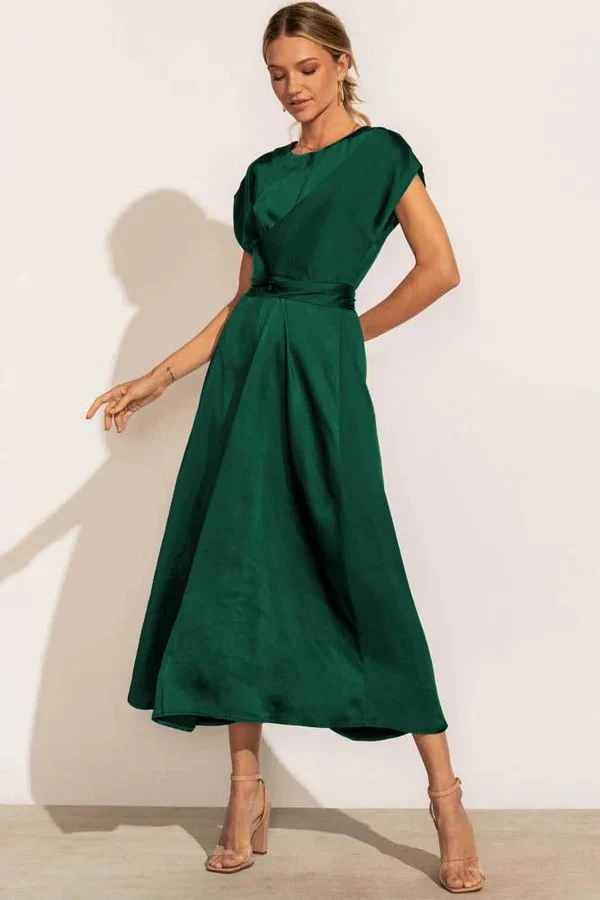 Farah - Timeless Elegance Dress for Women - Image 5