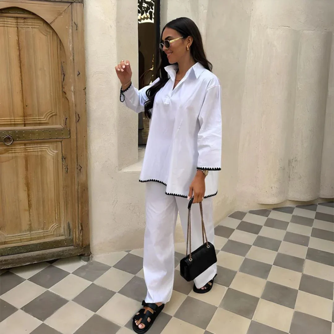 Fashion-Forward Two-Piece Women's Set with Wide Legs - Image 5