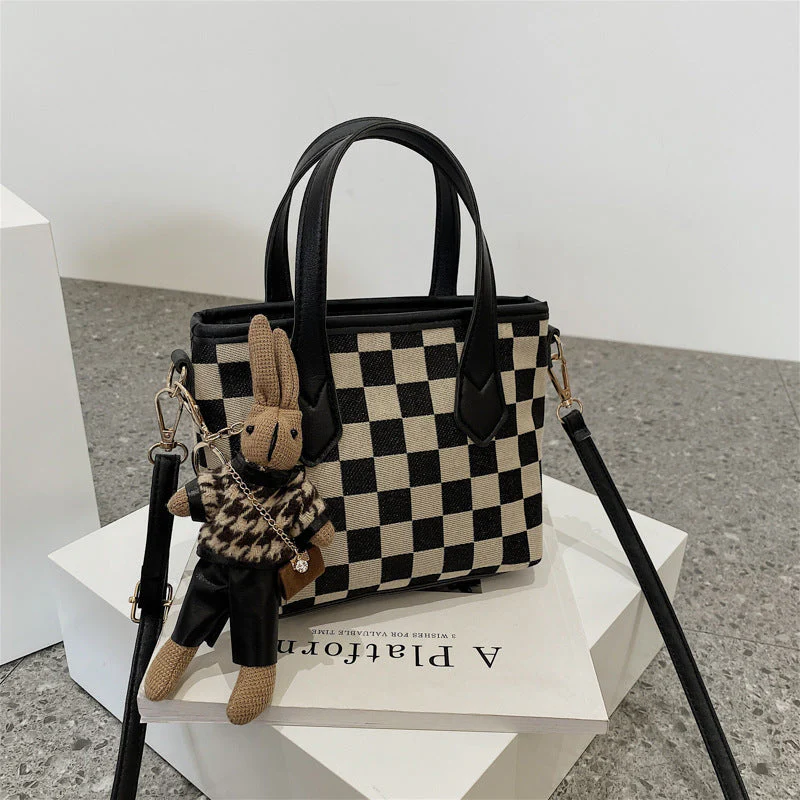 Ladies Handbag – Houndstooth Design – Adjustable Shoulder Strap – Stylish & Functional - Image 11