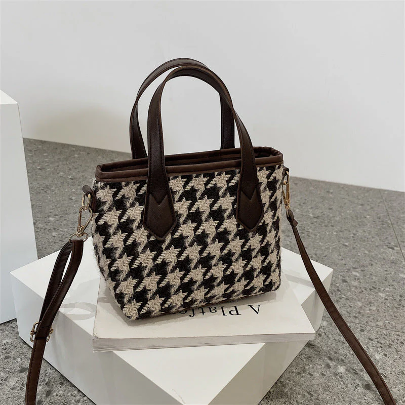 Ladies Handbag – Houndstooth Design – Adjustable Shoulder Strap – Stylish & Functional - Image 5