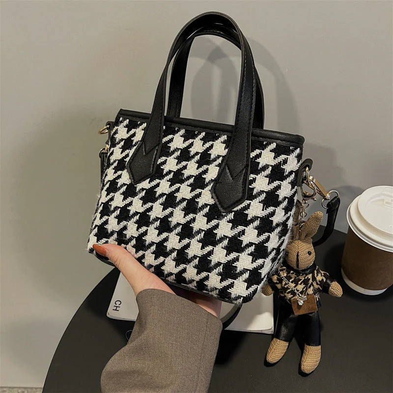 Ladies Handbag – Houndstooth Design – Adjustable Shoulder Strap – Stylish & Functional - Image 6