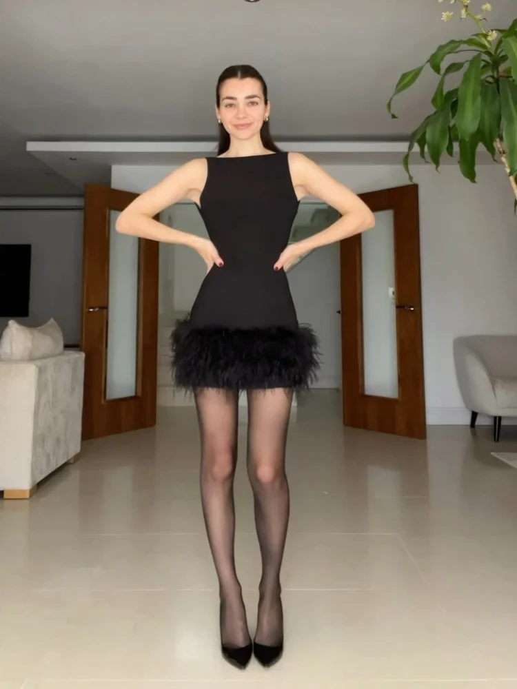 Feather | Mini dress with feather trim - Image 3
