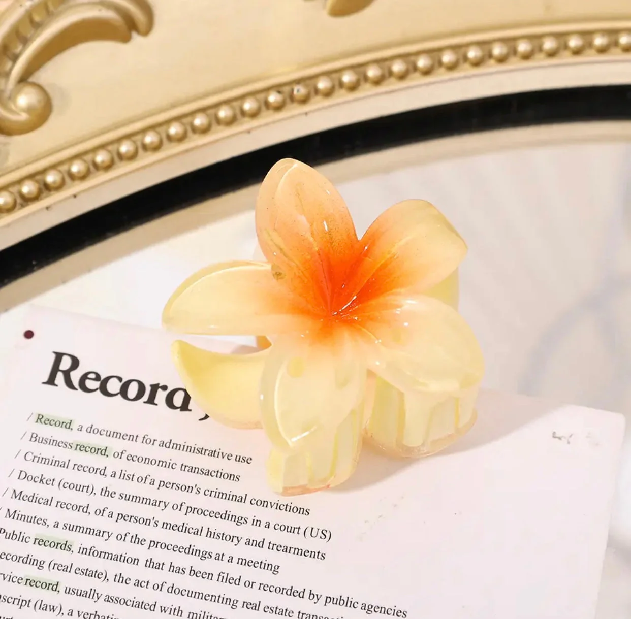 Ladies Hair Clip – Floral Design – Sturdy Closure – Fashionable Hair Accessory - Image 2